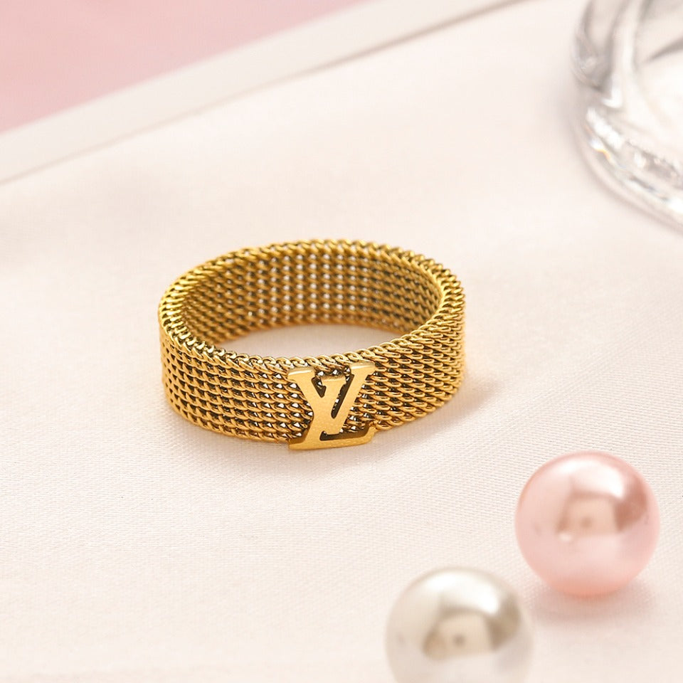 C.C High Quality Sterling l Ring