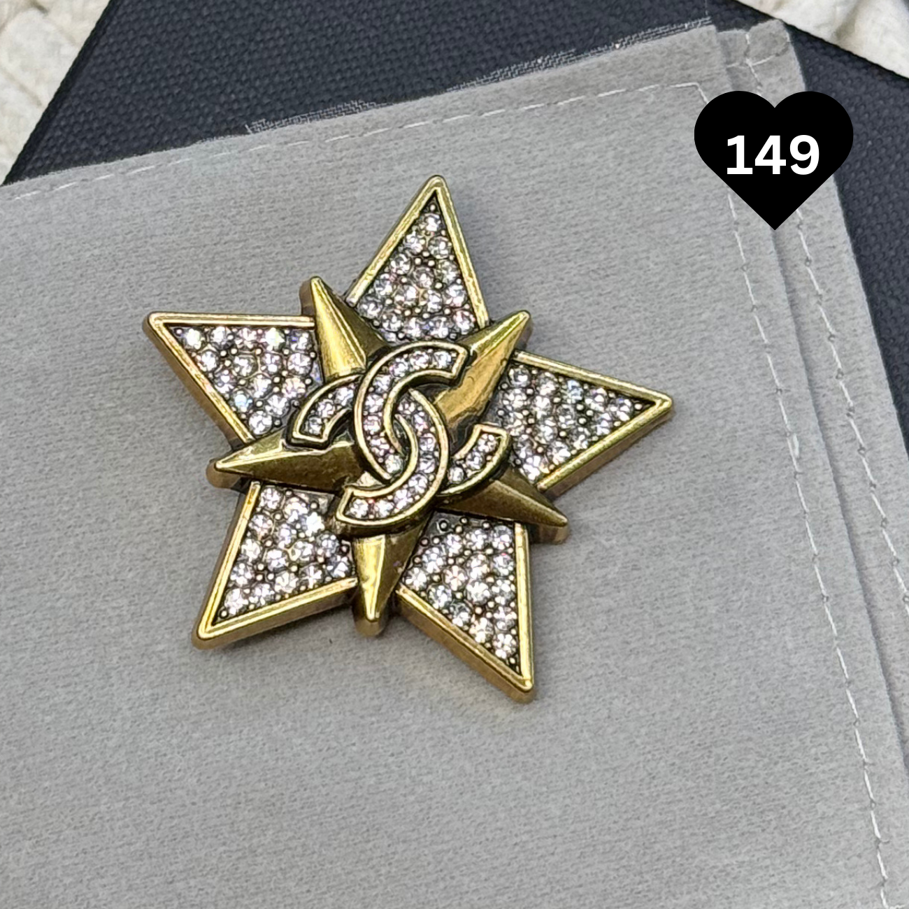 Luxury Brooch Pin 100 - 194