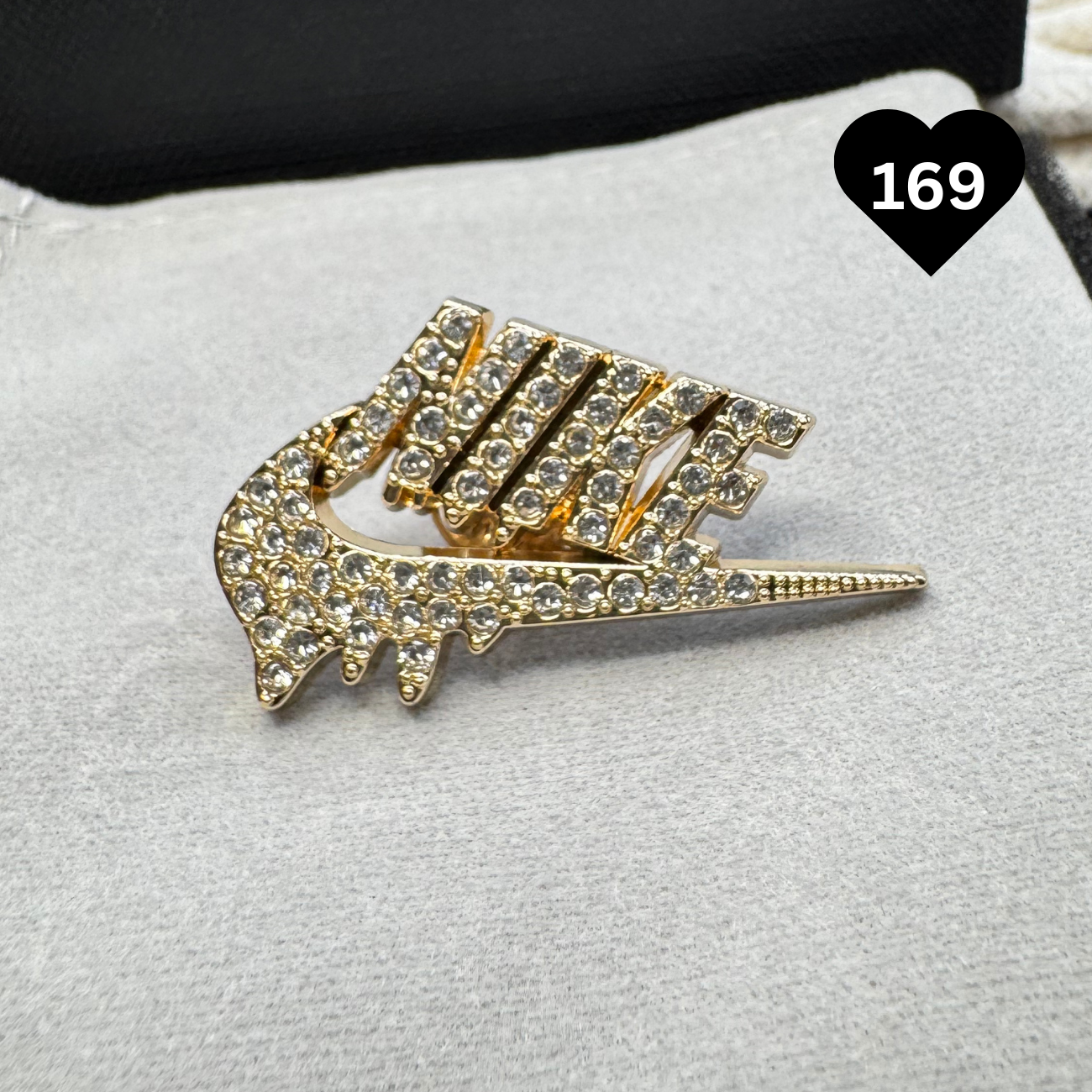 Luxury Brooch Pin 100 - 194