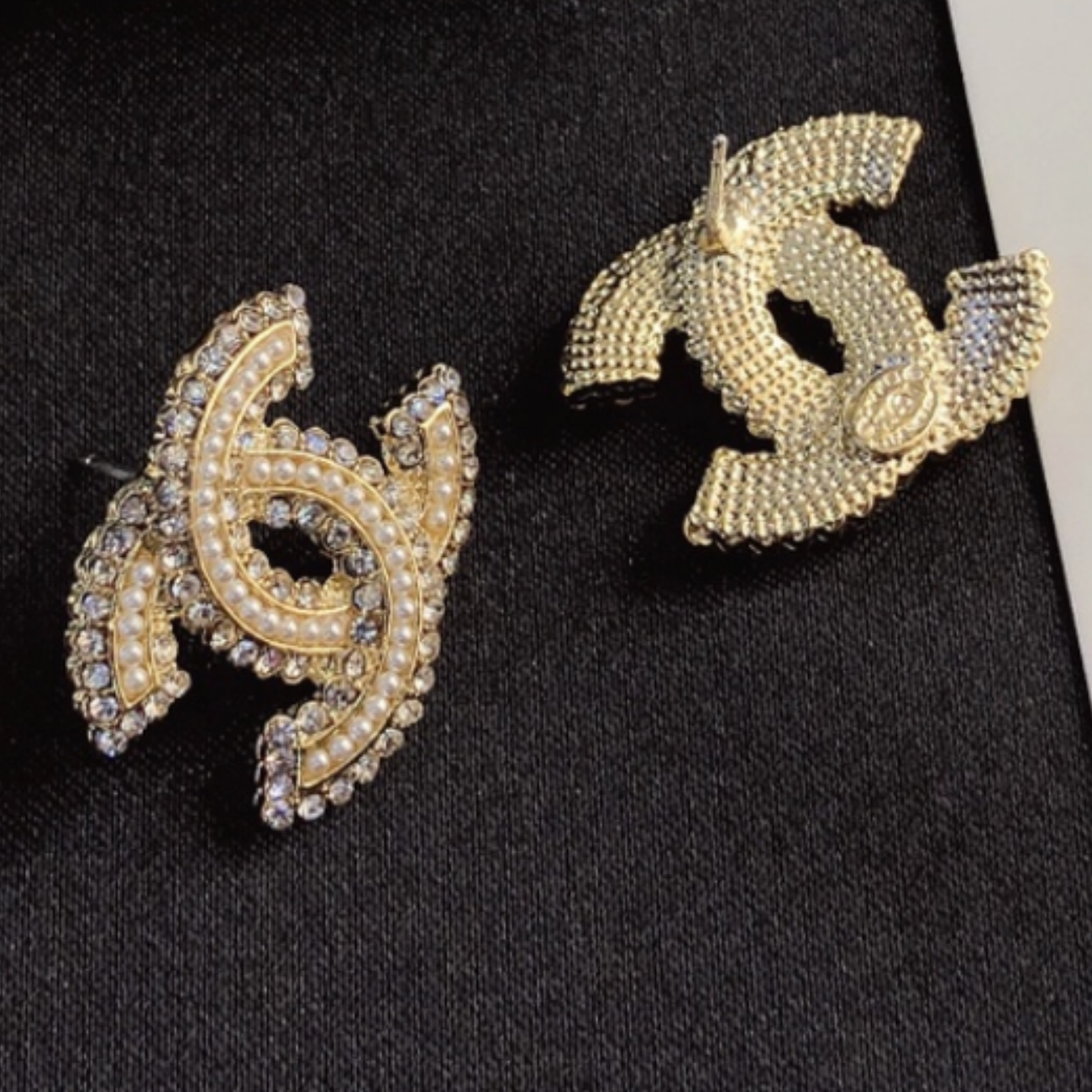 High Quality Luxury Women's Earrings - Gold