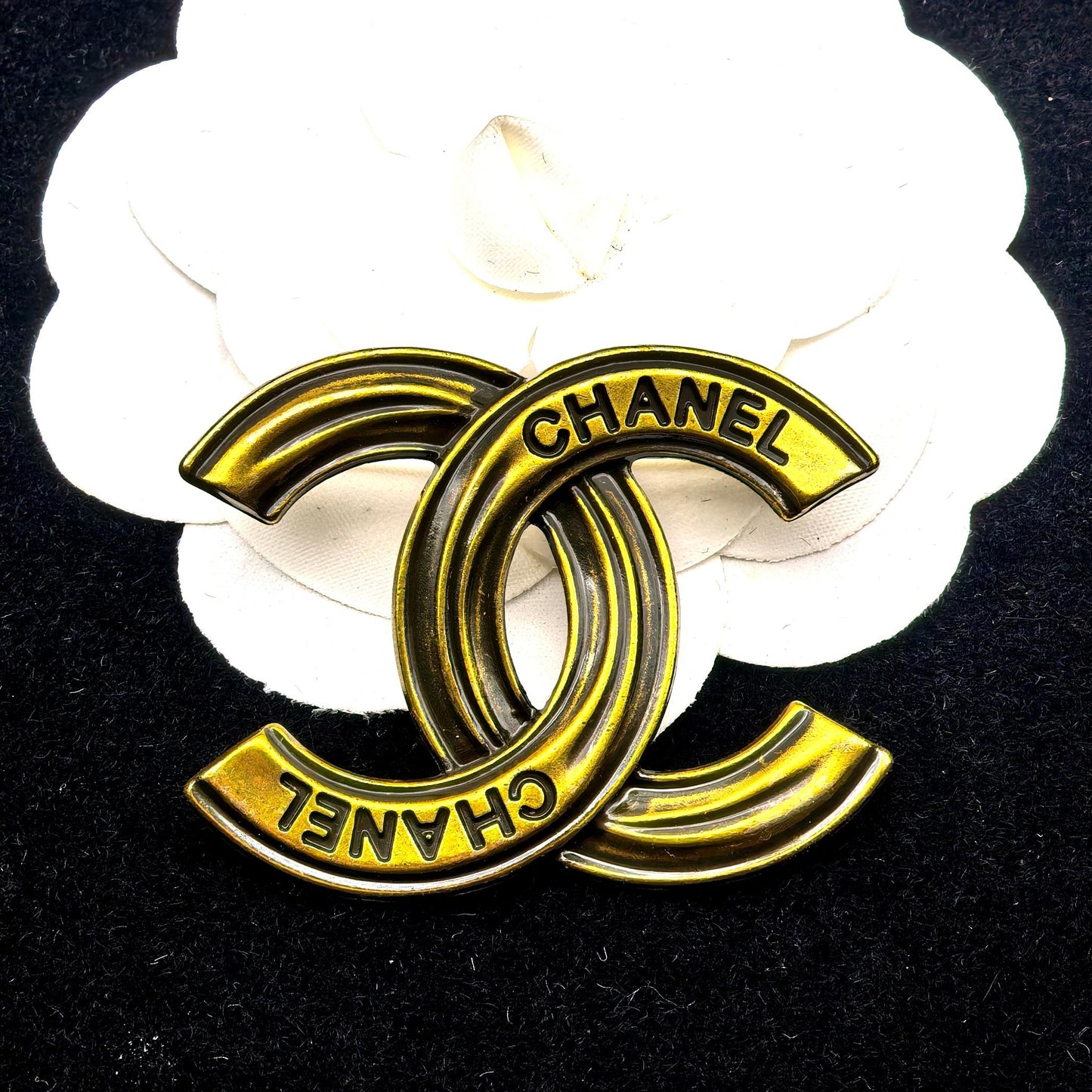 Top quality vintage C.C Brooch pin