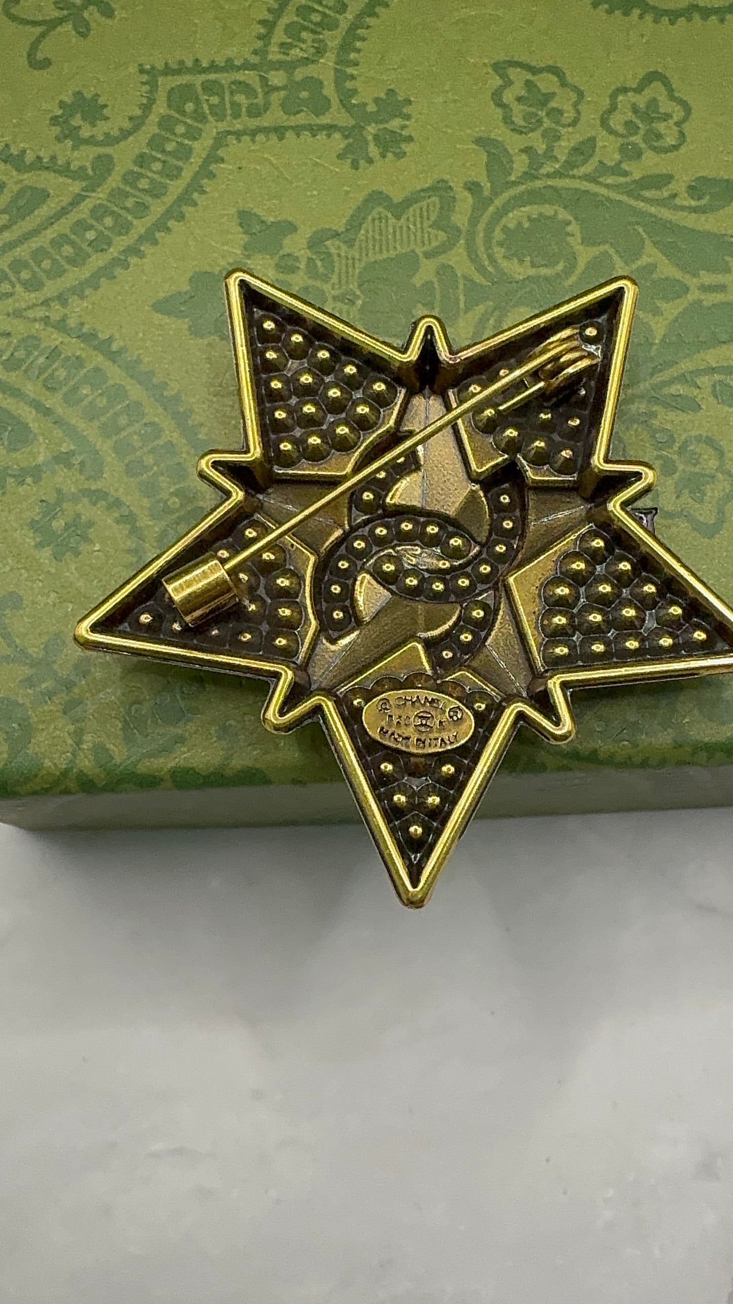Luxury C.C Gold Star badge Brooch