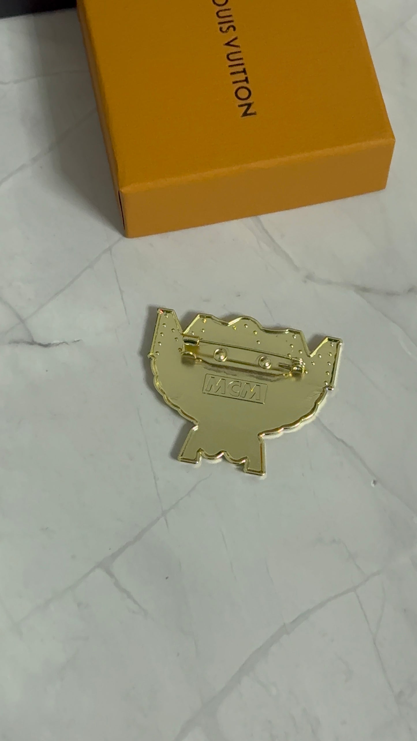 Luxury MCM Brooch pin
