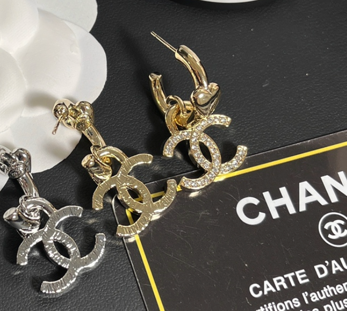 High Quality Luxury Hoop Women's Earrings - Gold