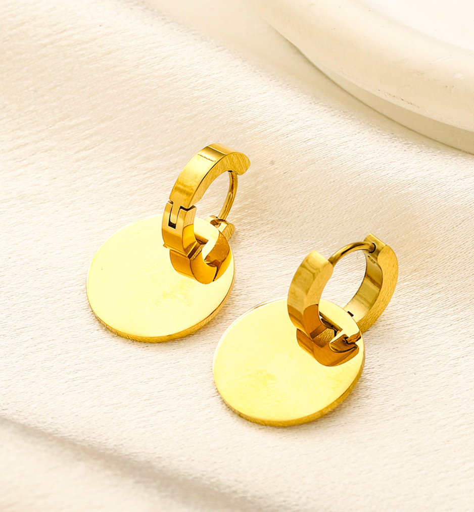 High Quality Luxury Stud Women's Earrings - Gold