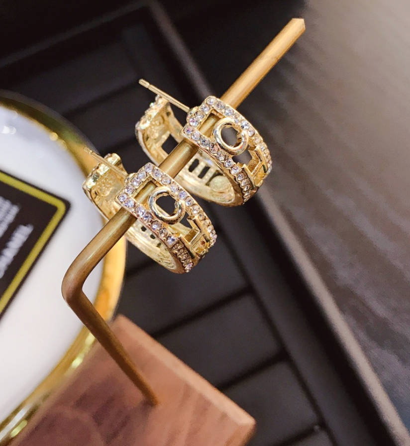 High Quality Luxury hoop Women's Earrings - Gold