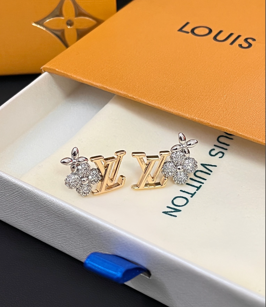 High Quality Luxury Women's Earrings - Gold