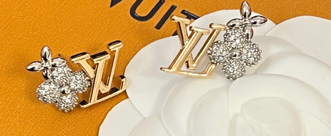 High Quality Luxury Women's Earrings - Gold