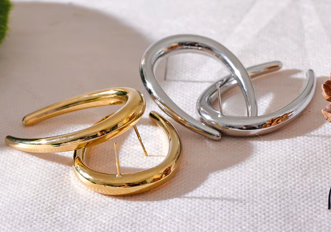 Hollow Real Gold Plated Women's Earring