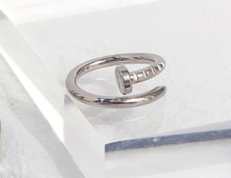 C. High Quality Sterling Silver Plated Women's Ring
