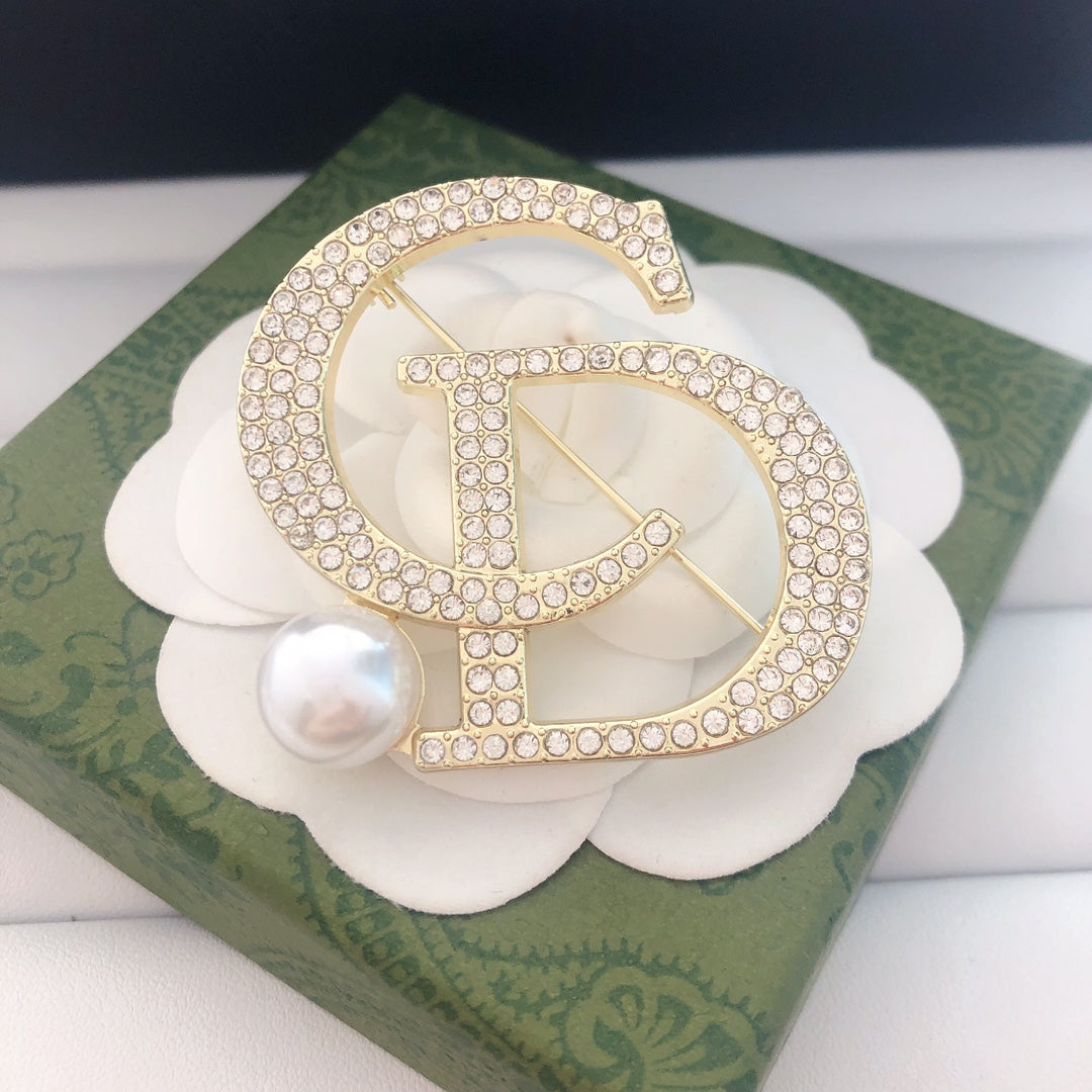 Luxury Gold Dior Brooch pin