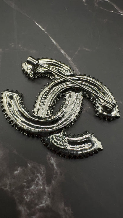 Luxury C.C Zircon Brooch pin