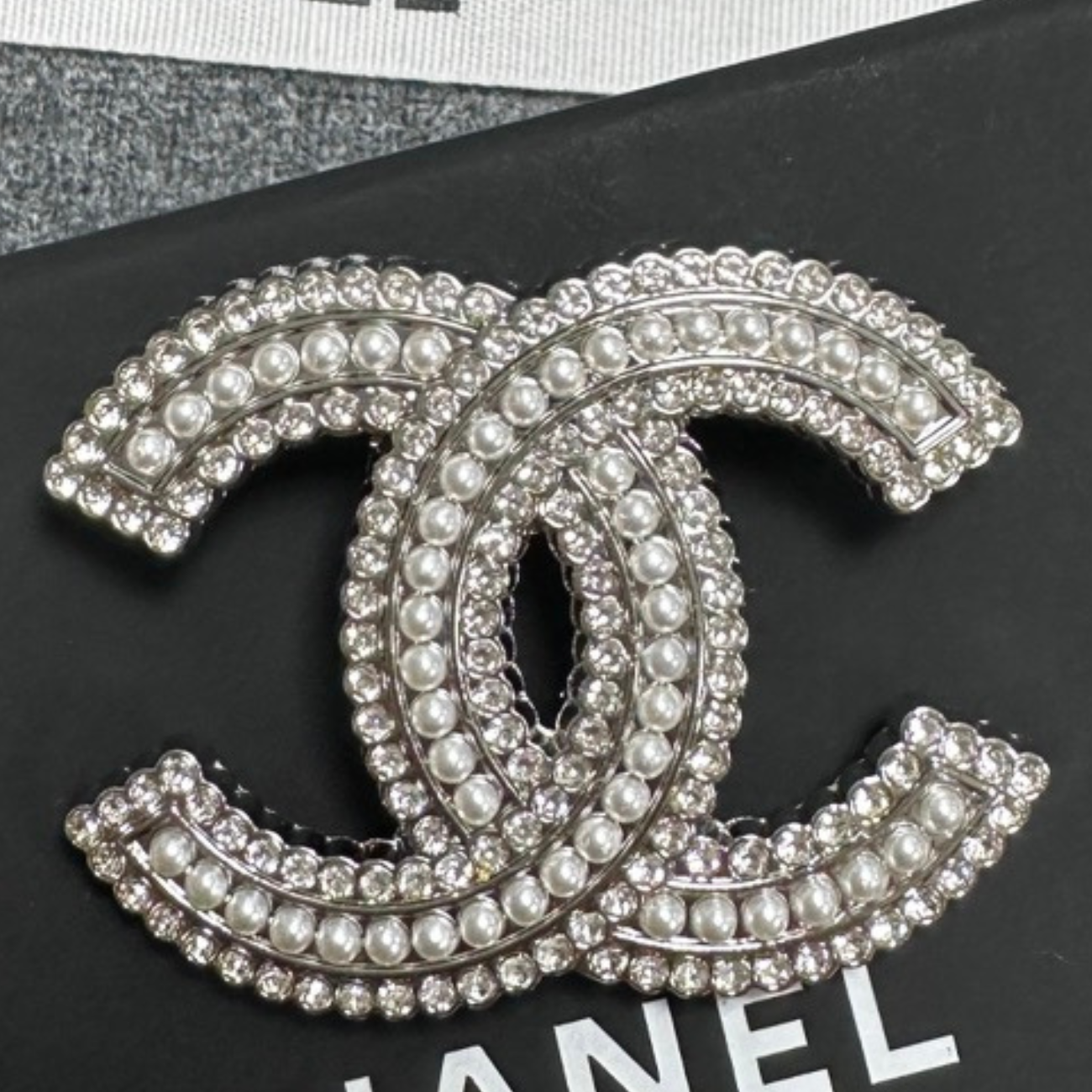 Luxury Vintage C.C Brooch Silver