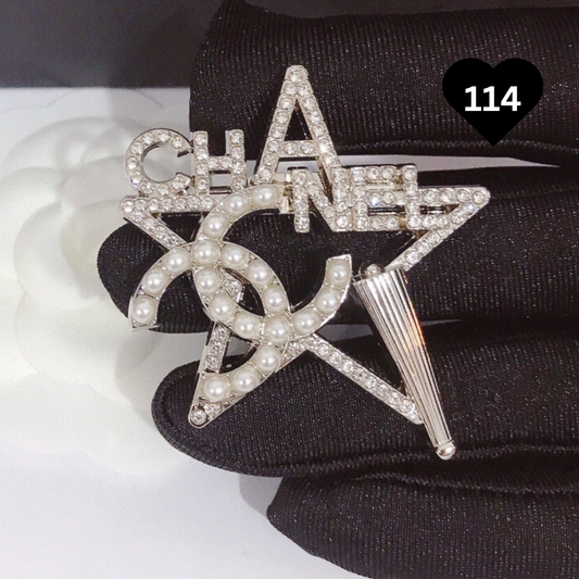 Luxury C.C Silver & Pearl Star Brooch pin
