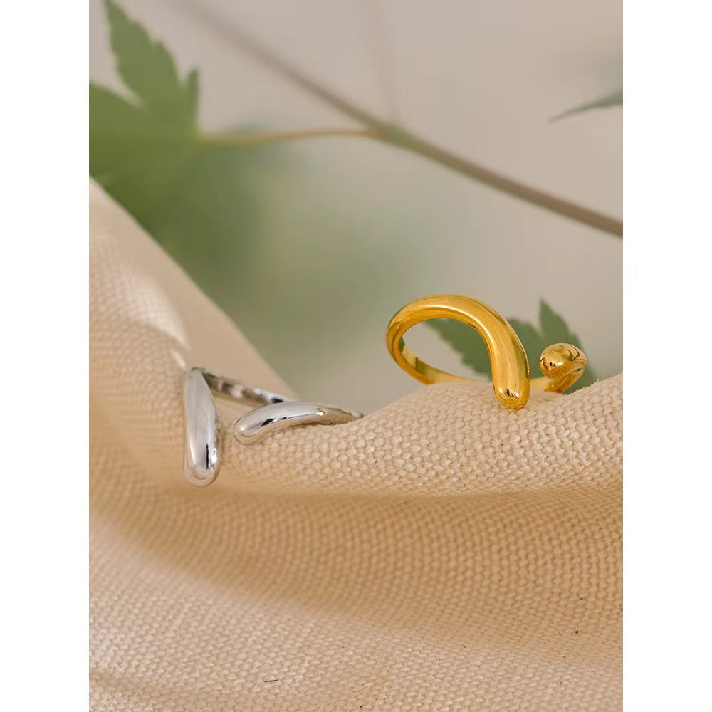 18K Gold Plated Hypoallergenic Minimalist Chic Adjustable Stainless Steel Ring