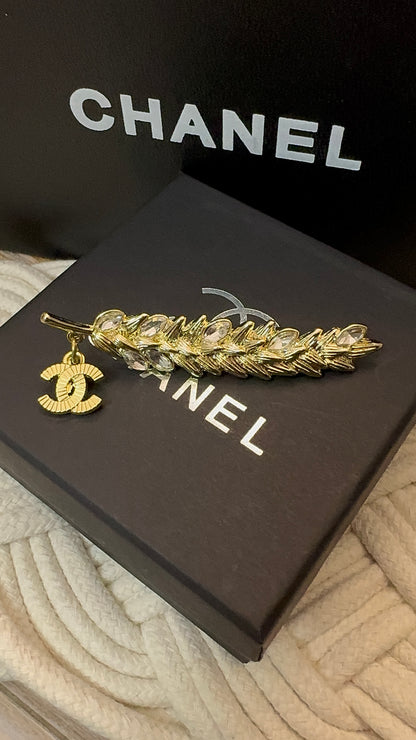 Luxury C.C Classic Wheat Ear Brooch pin
