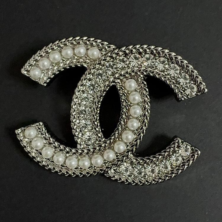 Top quality C.C Brooch pin