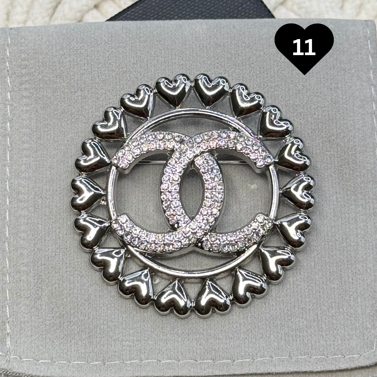 Luxury Brooch Pin  01 - 99