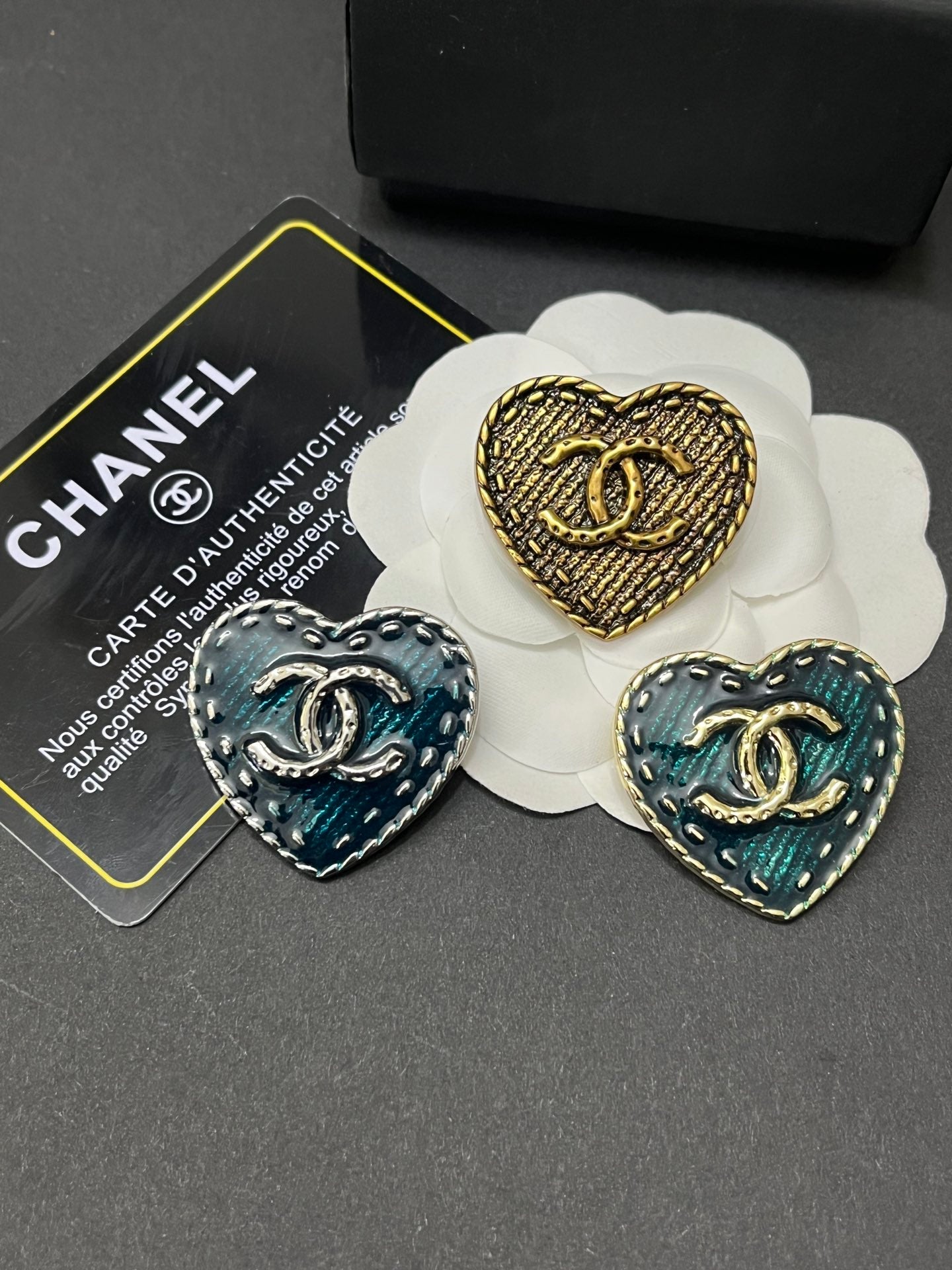High Quality C.C Heart Brooch pin