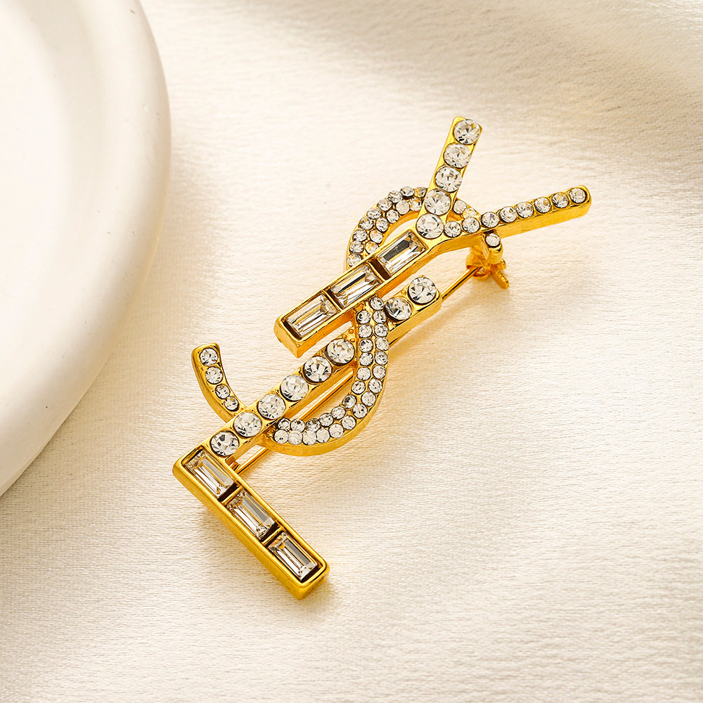 Luxury Y.S Detailed vintage Brooch pin