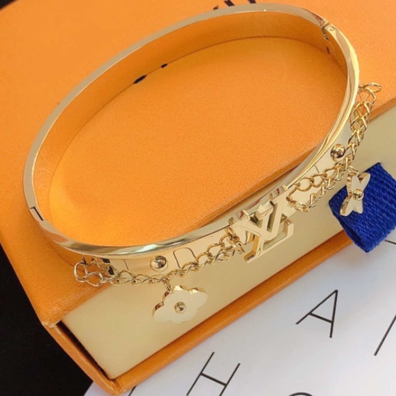 Luxury Top-Quality Bangles
