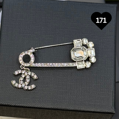 Luxury Brooch Pin  100 - 194
