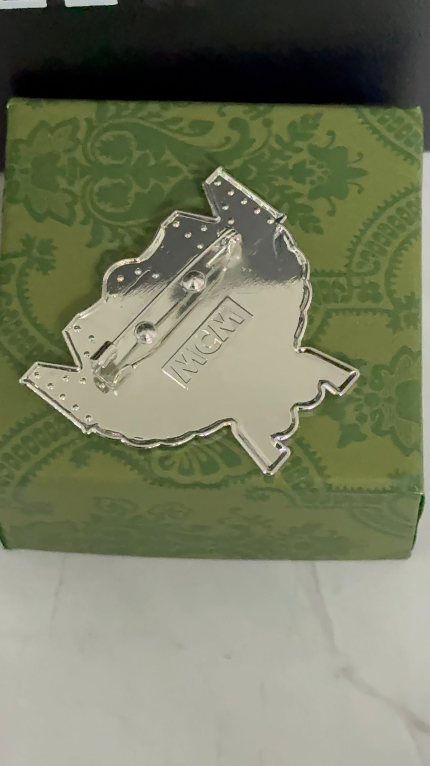 Luxury MCM Brooch pin