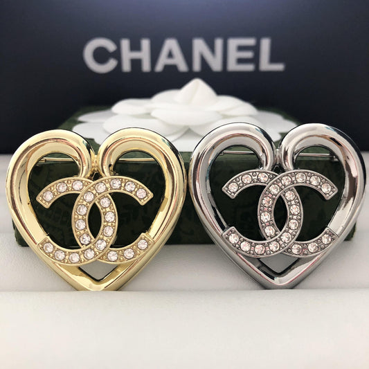 Luxury C.C Heart pin brooch