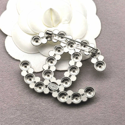 Luxury C.C Brooch pin