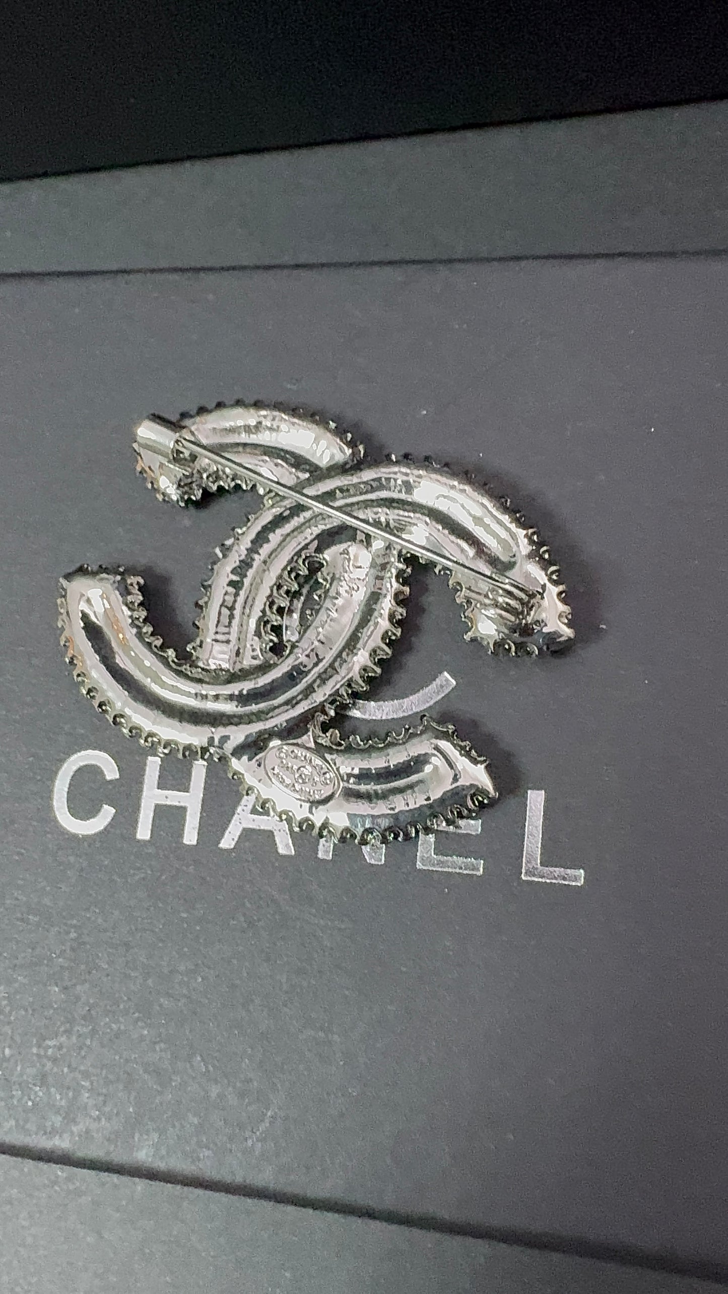 Luxury C.C Brooch pin