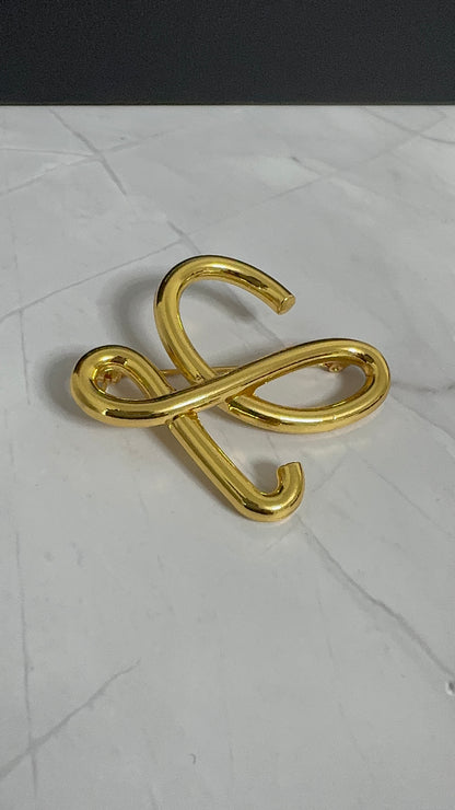 Luxury Loewe Brooch pin