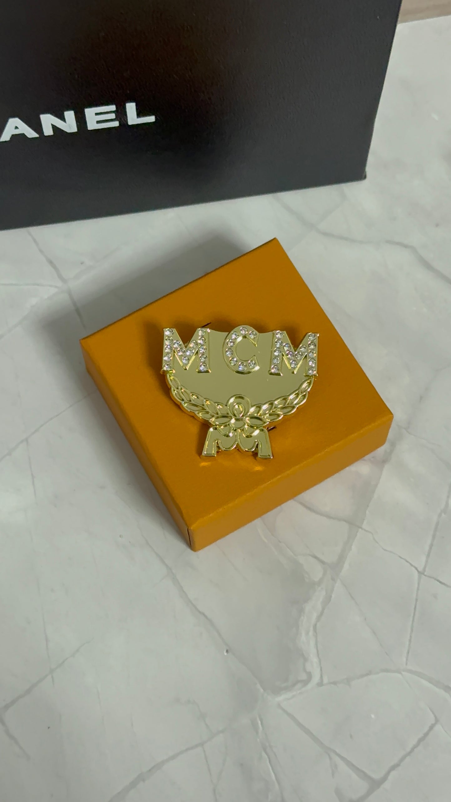 Luxury MCM Brooch pin
