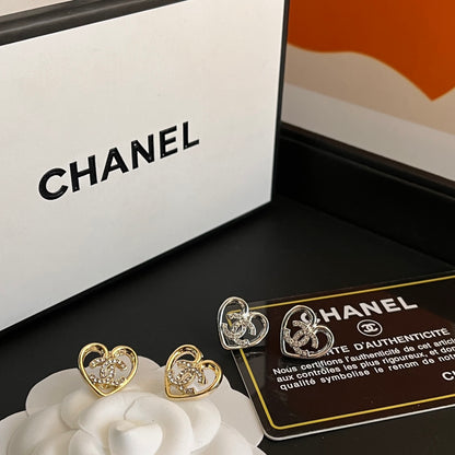 Luxury C.C Heart Earrings - Silver