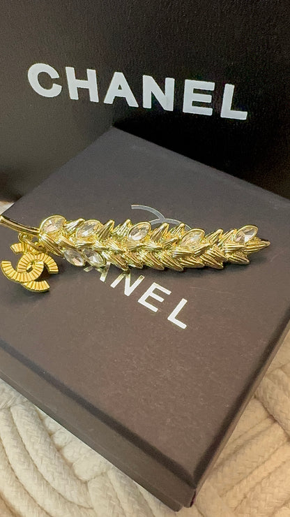 Luxury C.C Classic Wheat Ear Brooch pin