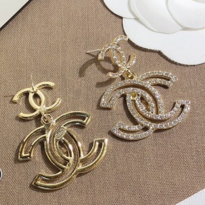High Quality Luxury Dangle Women's Earrings - Gold