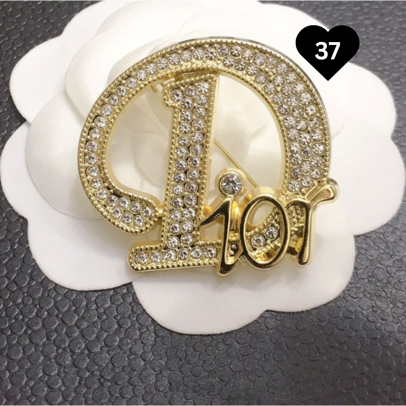 Luxury Brooch Pin  01 - 99
