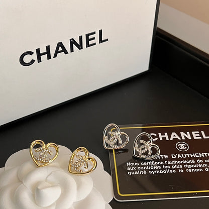 Luxury C.C Heart Earrings - Silver
