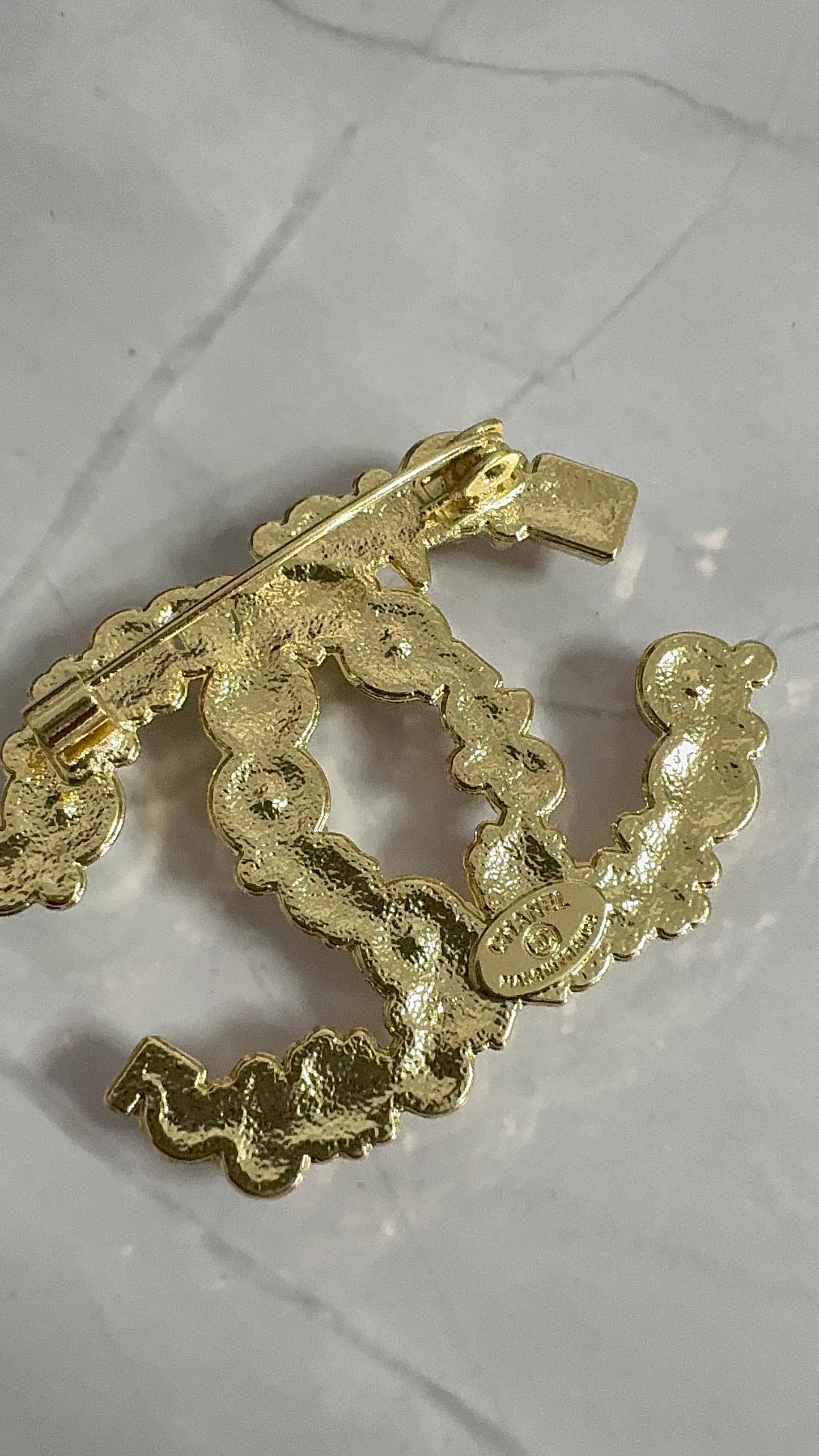 Luxury C.C Detailed Brooch pin