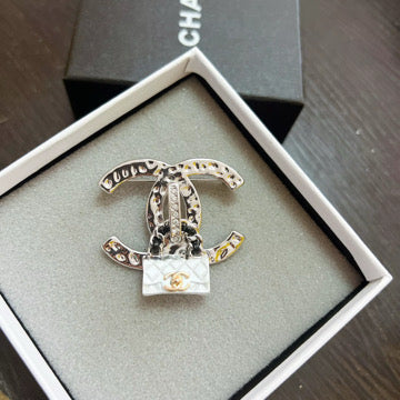 Luxury C.C Purse Brooch pin
