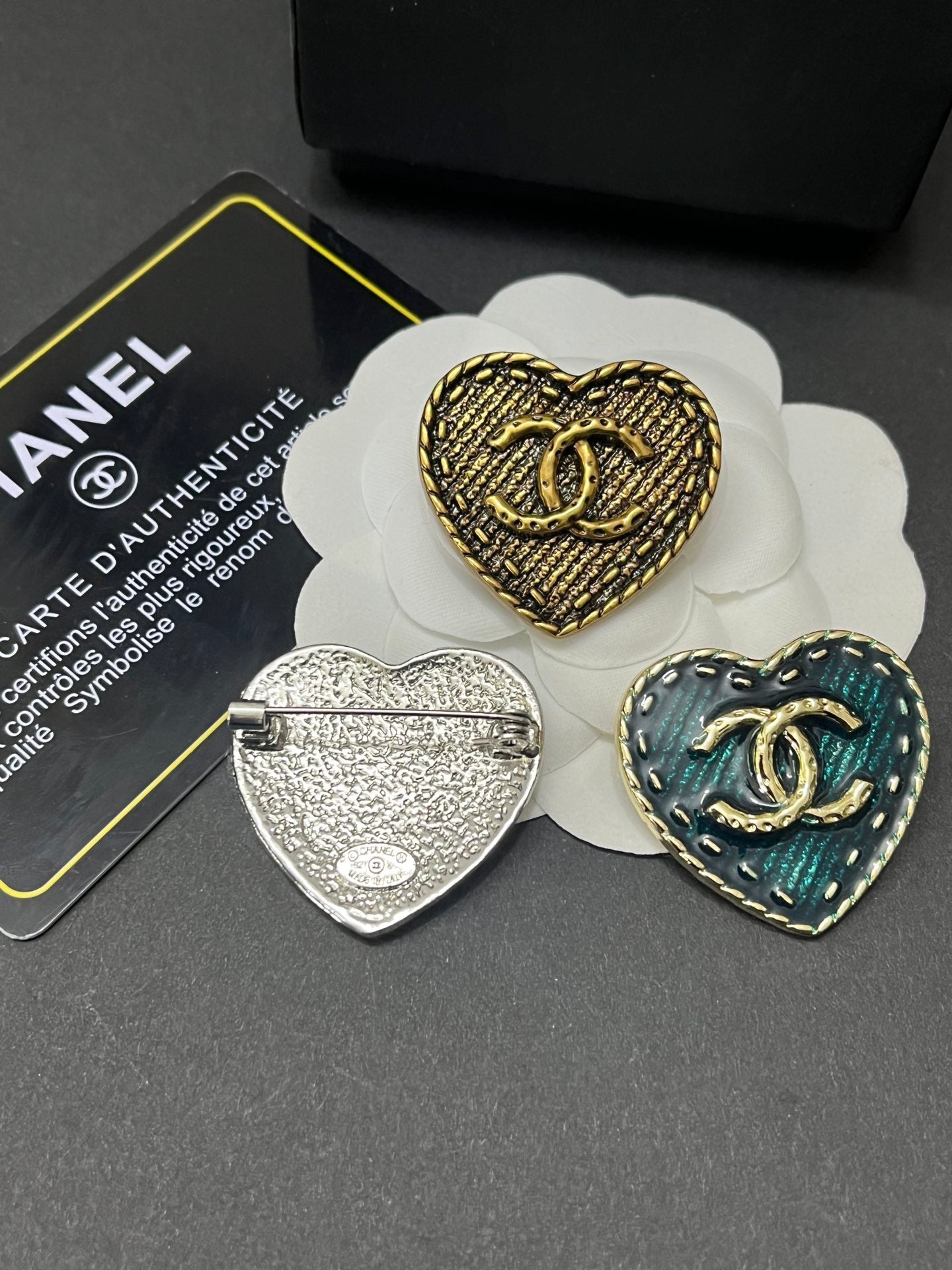 High Quality C.C Heart Brooch pin
