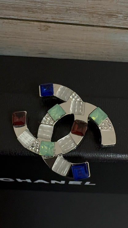 Luxury C.C Brooch pin