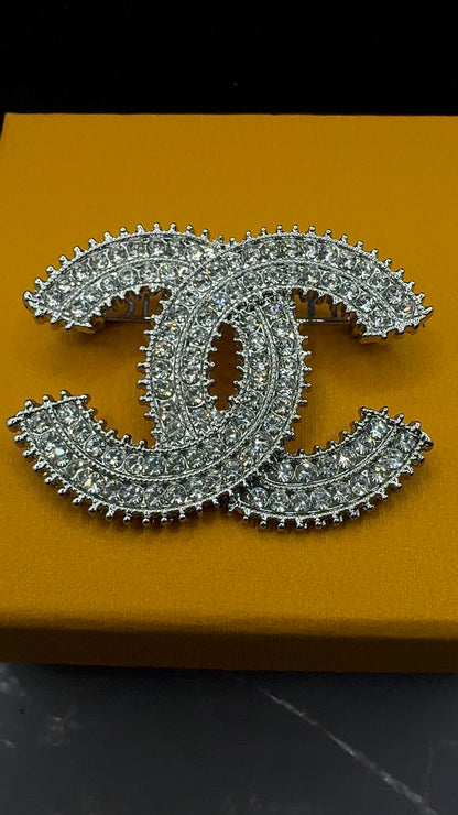 Luxury C.C Zircon Brooch pin