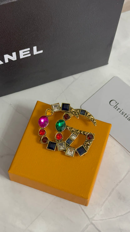 Luxury G.G Vintage Brooch pin
