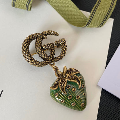 Luxury vintage G.G Brooch