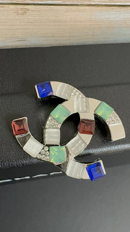 Luxury C.C Brooch pin