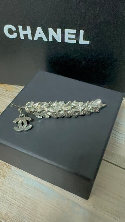 Luxury C.C Classic Wheat Ear Brooch pin