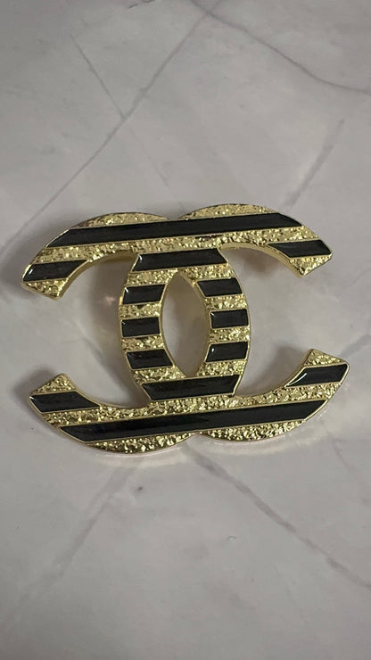 Luxury C.C Detailed Brooch pin
