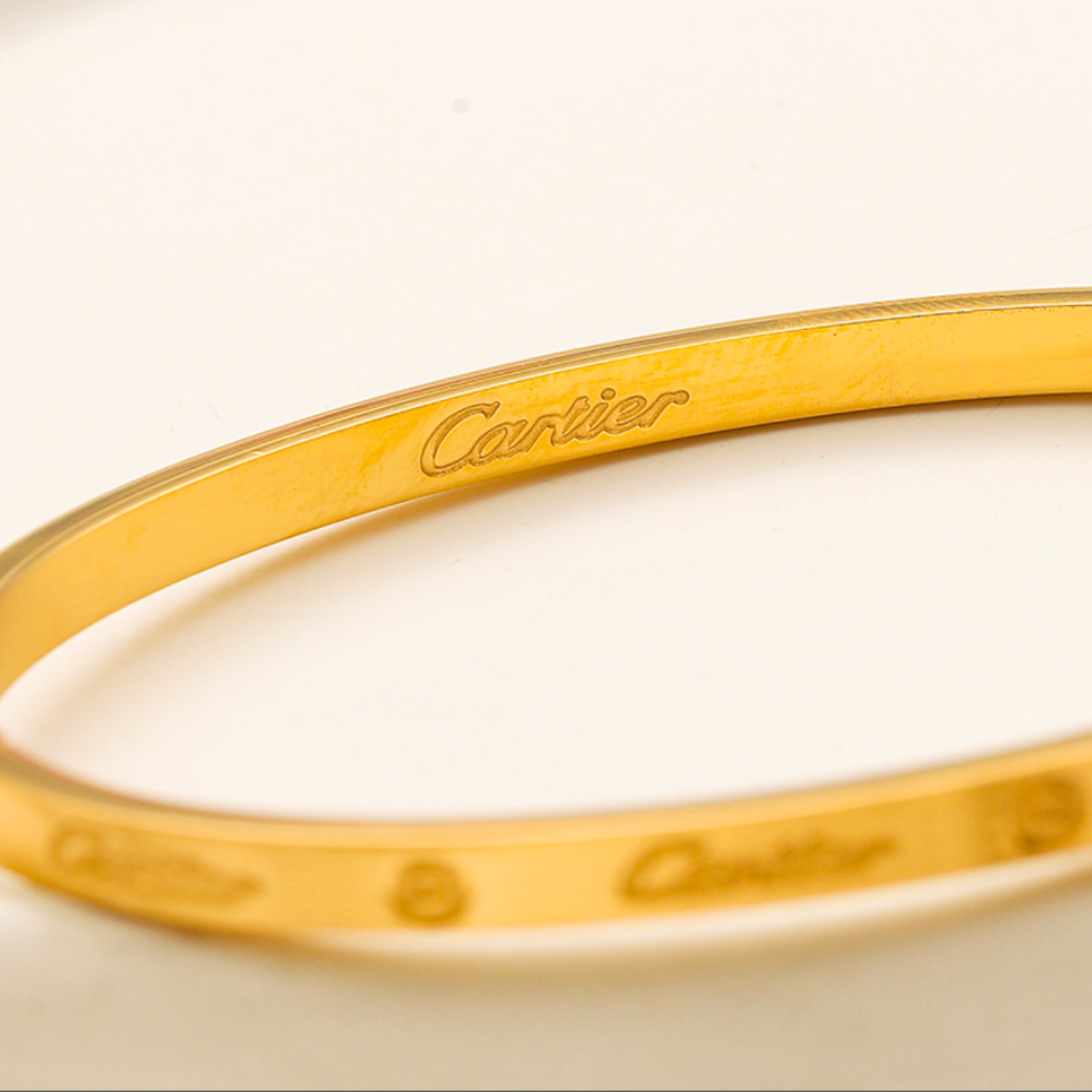 Luxury Top-Quality Bangles