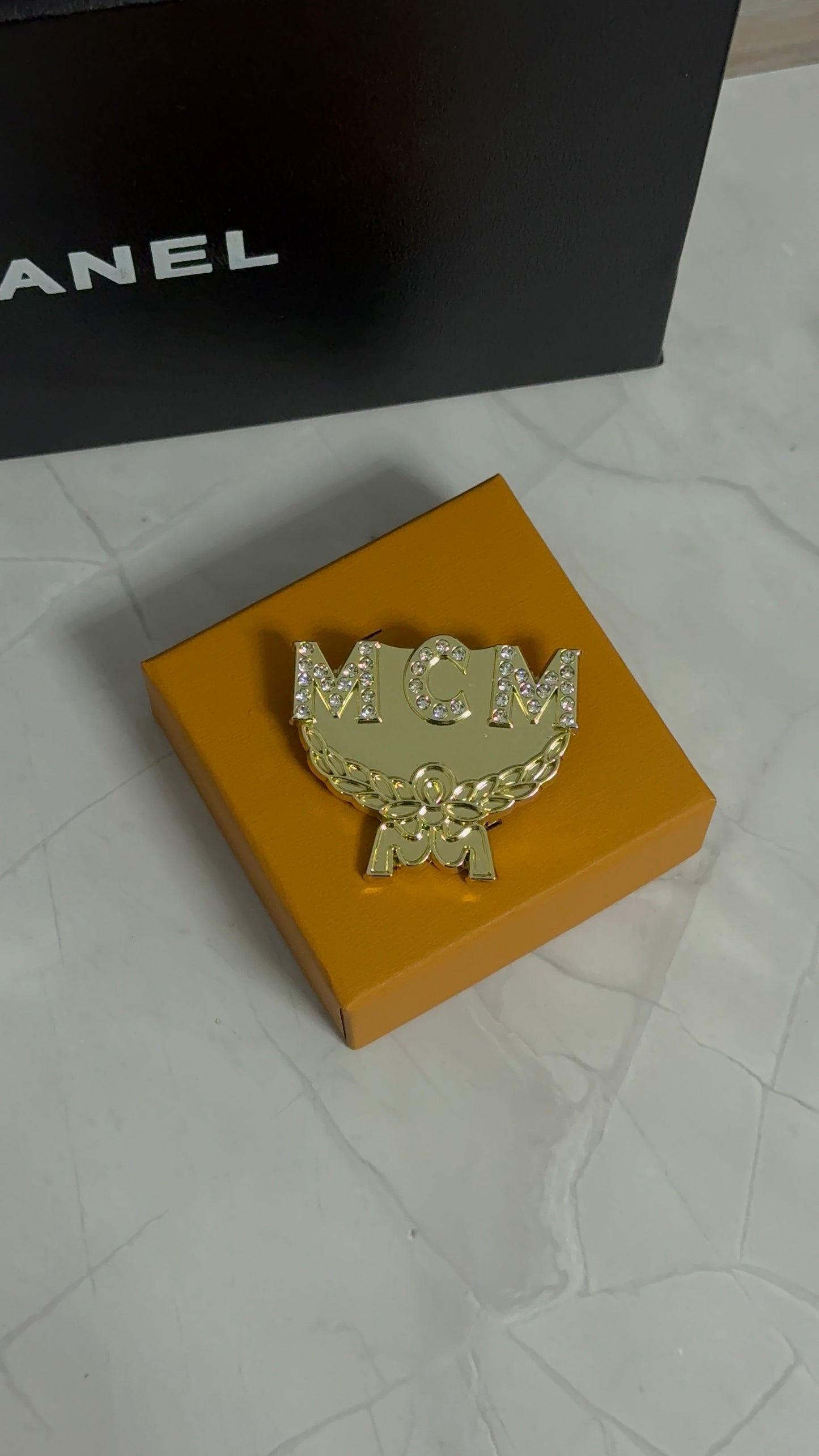 Luxury MCM Brooch pin