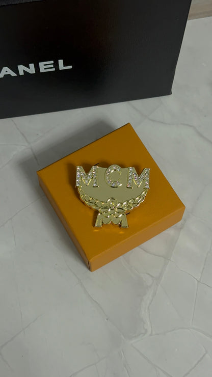 Luxury MCM Brooch pin